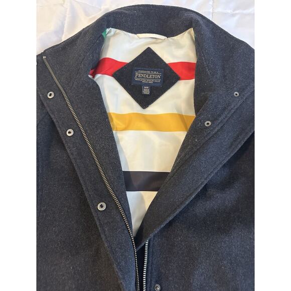 Pendleton Black Wool Womens Jacket Size M Full Zip and Snap Perfect Classic - Picture 4 of 13